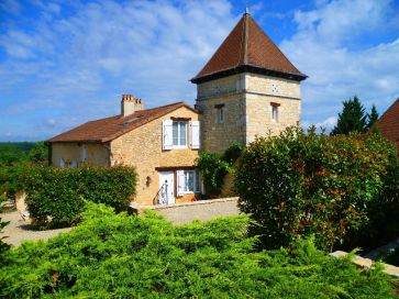 Ferienhaus der Extraklasse mit Pool im Périgord, 3 Pers. Ferienhaus der Extraklasse mit Pool im Périgord, 3 Pers.