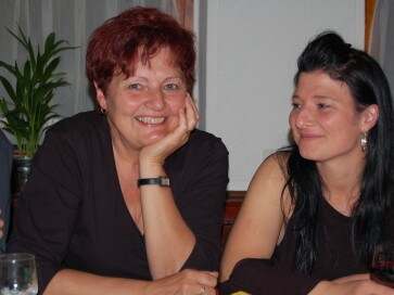 Karin Muck u. Tochter Nicole Karin Muck u. Tochter Nicole