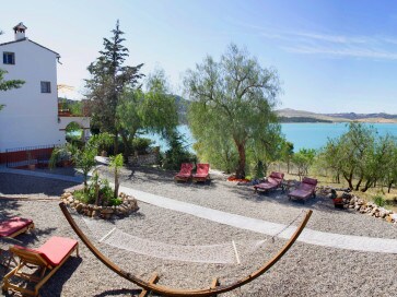 Ferienwohnung in Andalusischer Finca mit panoramischer Seeblick Ferienwohnung in Andalusischer Finca mit panoramischer Seeblick