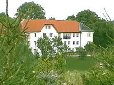 Ferienwohnung "Hübelhaus" bei Plothen, im Land der 1000 Teiche. Ferienwohnung "Hübelhaus" bei Plothen, im Land der 1000 Teiche.