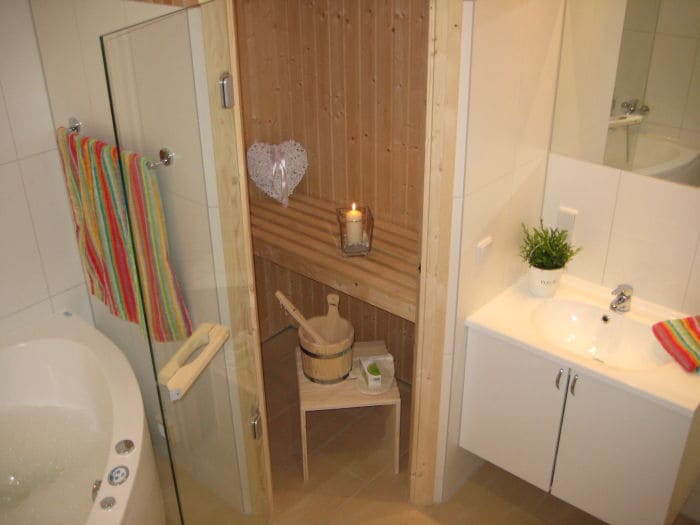 badezimmer mit sauna und whirlpool dekoration inspiration badezimmer dekoo - Badezimmer Mit Sauna Und Whirlpool badezimmer mit sauna und whirlpool dekoration inspiration badezimmer dekoo - Badezimmer Mit Sauna Und Whirlpool