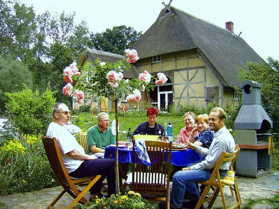 Unser altes Bauernhaus direkt an der Elbe