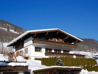 Landhaus Bergner Alm im Winter