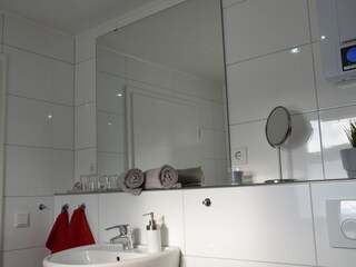 Badezimmer, Neu Dez.2014