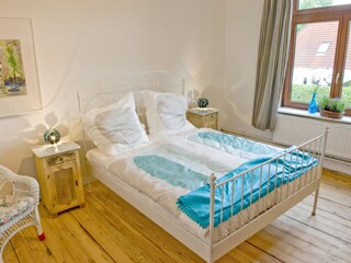 Schlafzimmer 2 gr. Whg.