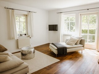 Wohnzimmer mit Eichenparkett