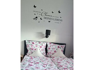Bed 140 x 200 cm