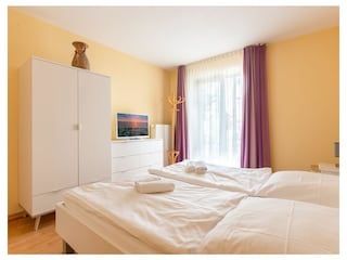 Schlafzimmer Fewo E4