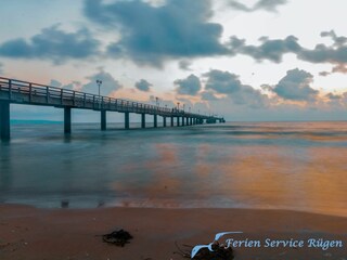 Seebrücke in der Morgendämmerung