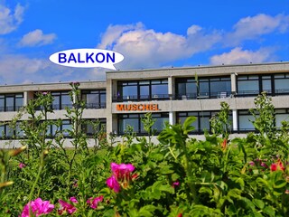 Balkon vom Meer aus gesehen