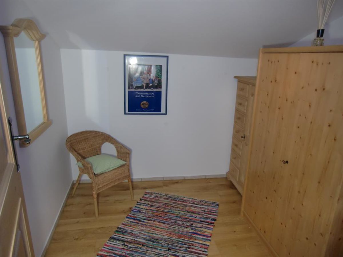 Schlafzimmer mit ankleidezimmer – midir