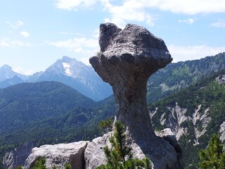 Geotop "Steinerne Agnes" mit Blaueisgletscher