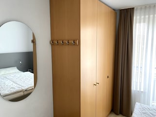 Schlafzimmer Schrank