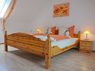 2. Schlafzimmer