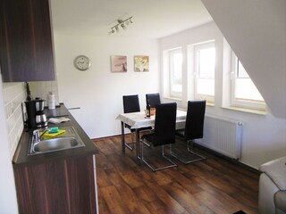 Essbereich mit Küche