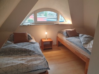 Schlafzimmer - zwei Einzelbetten
