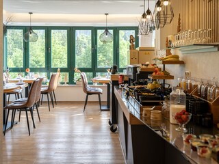 ..auf Wunsch mit Frühstücksbüffet....
