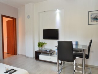 Ady 3 - living room
