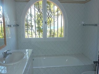 bath