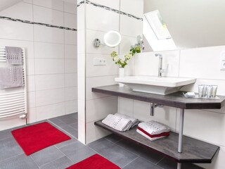 Badezimmer im 1.OG