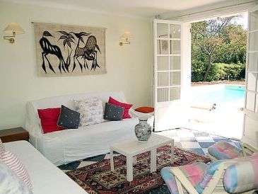 Apartment in exklusiver Pool-Villa