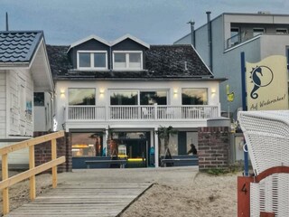 Hausansicht - der kurze Weg zum Strand