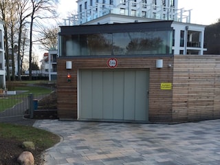 Zufahrtshöhe KFZ-Aufzug (2,05m)