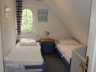 Schlafzimmer mit  2 Einzelbetten im OG-Bereich