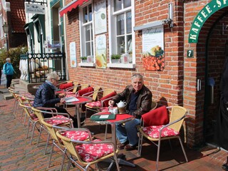 Pause bei Hausgemachten Tee und Kuchen