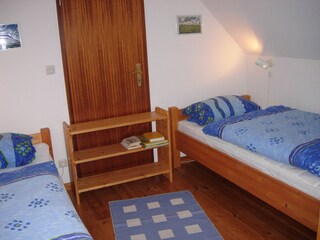 2. Schlafzimmer
