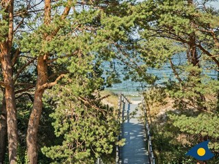 Strandaufgang vor dem Haus