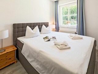 Schlafzimmer 2 mit Doppelbett