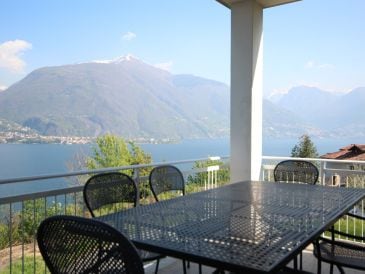 Holiday house White house - Lake view Villetta