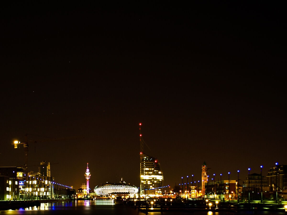 Bremerhaven bei Nacht