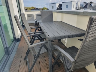 Südbalkon zum Wohlfühlen