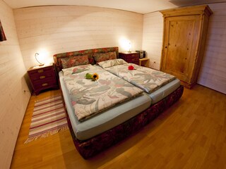 Schlafzimmer im Untergeschoss