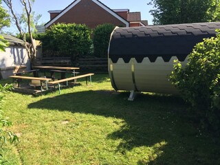 Finnische Fass-Sauna und Grillplatz