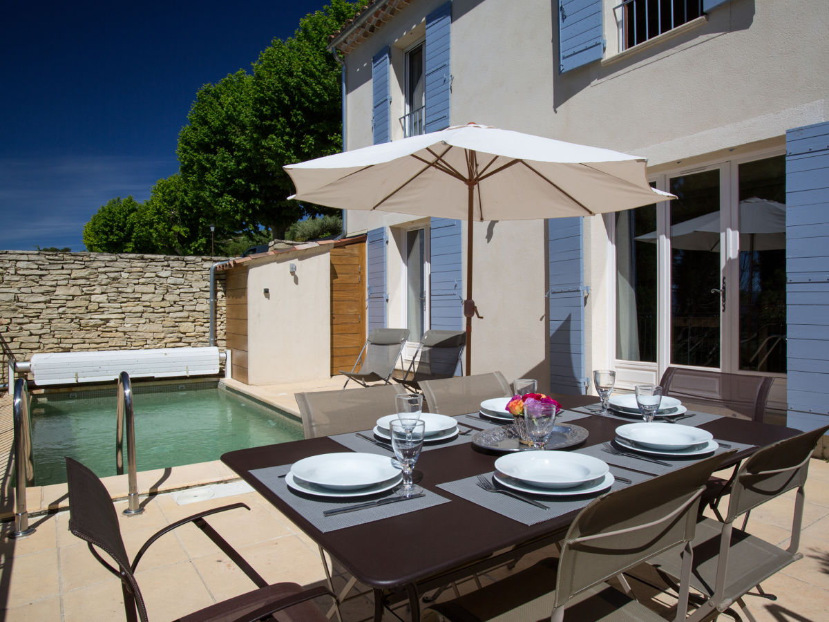 Ferienhaus mit Pool nahe Gordes, im schönen Luberon