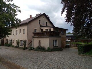 Wohnhaus mit Ferienwohnungen