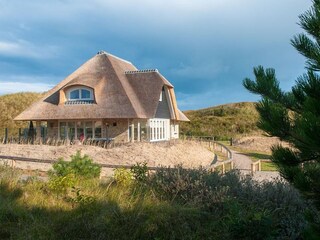 Villa Buren Outdoor Recording 2