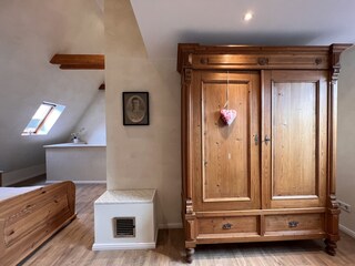Kleiderschrank OG