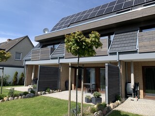 großzügige Südwestterrasse mit Gartennutzung