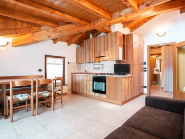 Holiday apartment Casa Lucia on Lake Ledro