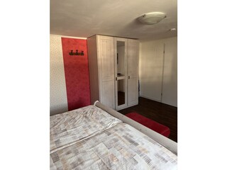 Ferienwohnung Irmenach Schlafzimmer 12