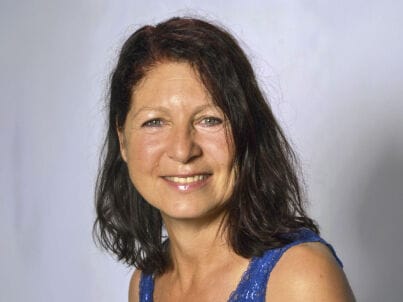 Frau Angelika Schramm