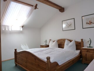 2. Schlafzimmer