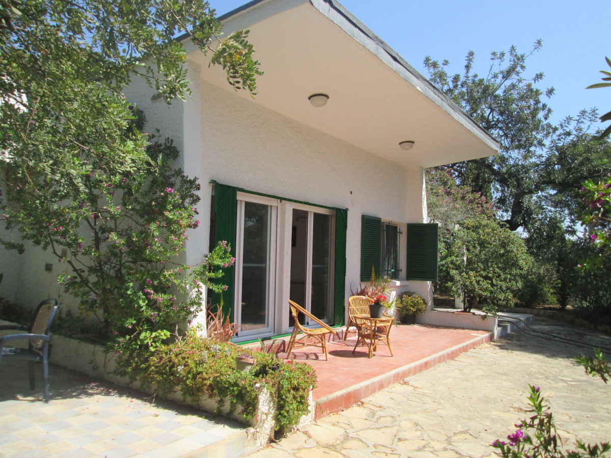 Holiday House Gates Benidorm Mrs Astrid Gates
