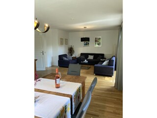 Ess-/Wohnzimmer