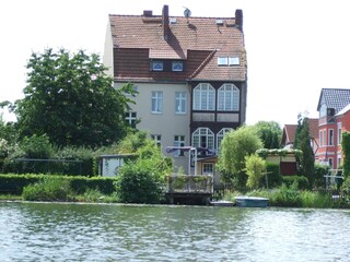 Lage direkt am Wasser