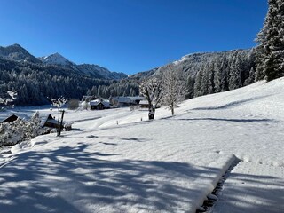 tiefblau